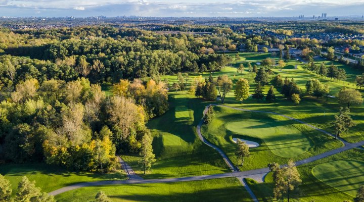 Maple Downs Golf & Country Club