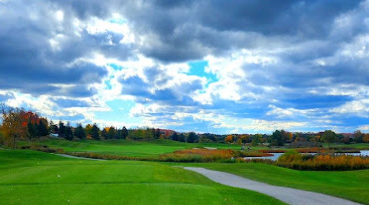 RedCrest Golf Club